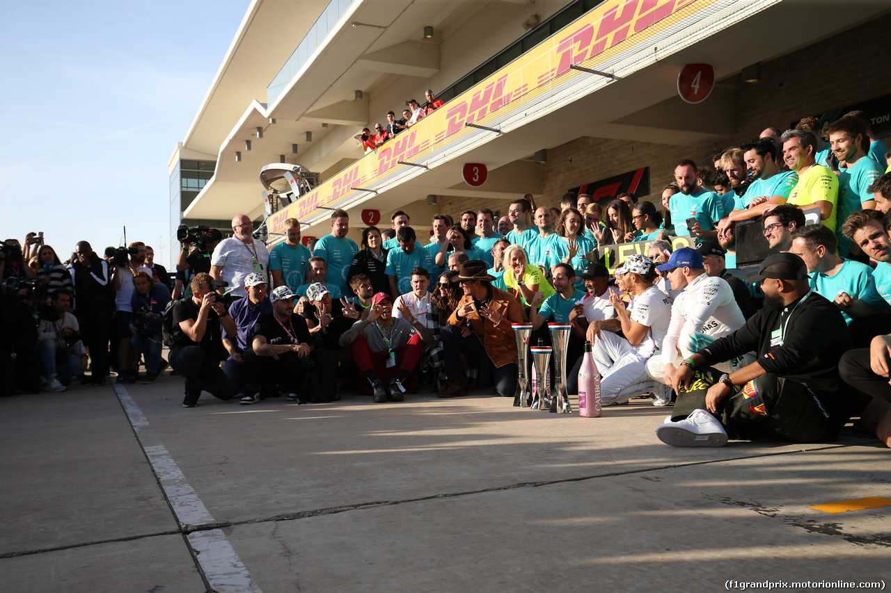 GP USA, 03.11.2019- Lewis Hamilton (GBR) Mercedes AMG F1 W10 EQ Power celebrates winning the 2019 World Champion with the Mercedes AMG F1 Team
