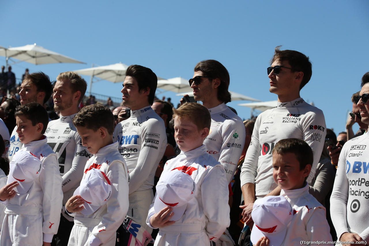 GP USA, 03.11.2019- partenzaing grid, the drivers standing for the national anthem