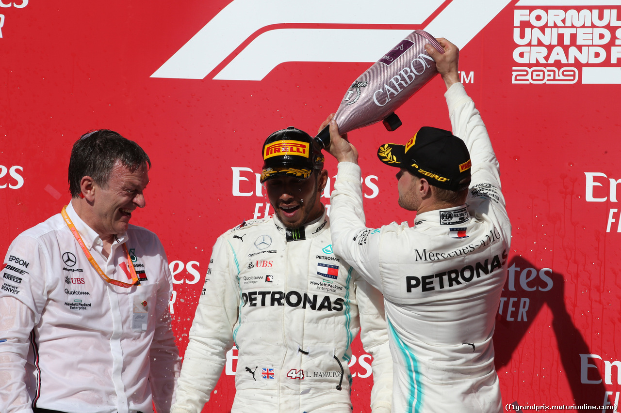 GP USA, 03.11.2019- podium, winner Valtteri Bottas (FIN) Mercedes AMG F1 W10 EQ Power, 2nd Lewis Hamilton (GBR) Mercedes AMG F1 W10 EQ 2019 World Champion with James Allison (GBR) Mercedes AMG F1, Technical Director