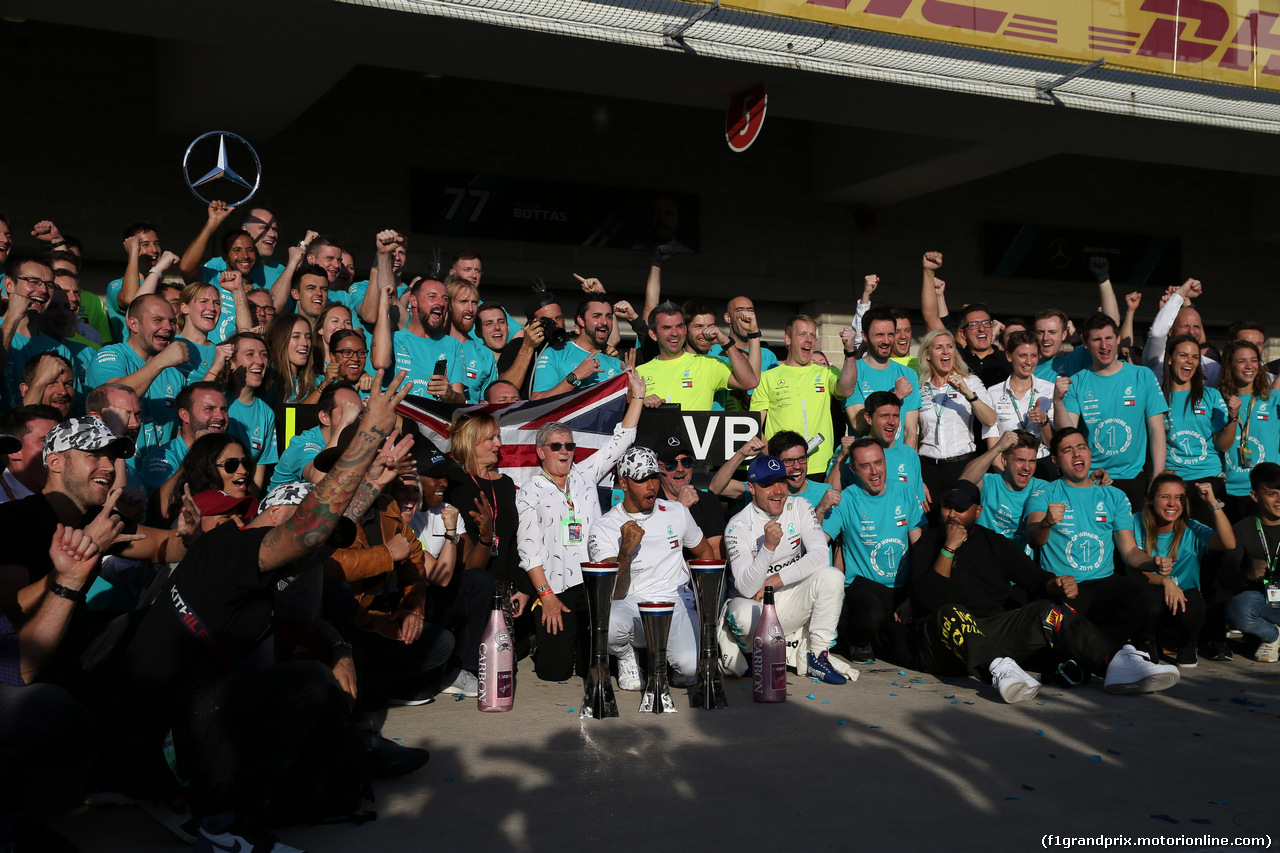 GP USA, 03.11.2019- Lewis Hamilton (GBR) Mercedes AMG F1 W10 EQ Power celebrates winning the 2019 World Champion with Mercedes AMG F1 team