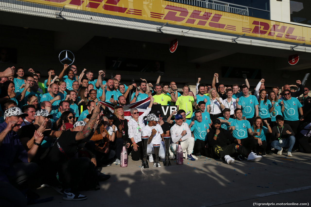 GP USA, 03.11.2019- Lewis Hamilton (GBR) Mercedes AMG F1 W10 EQ Power celebrates winning the 2019 World Champion with Mercedes AMG F1 team