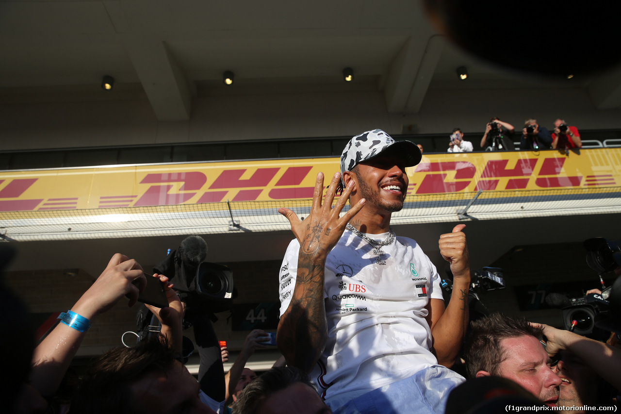 GP USA, 03.11.2019- Lewis Hamilton (GBR) Mercedes AMG F1 W10 EQ Power celebrates winning the 2019 World Champion with Mercedes AMG F1 team