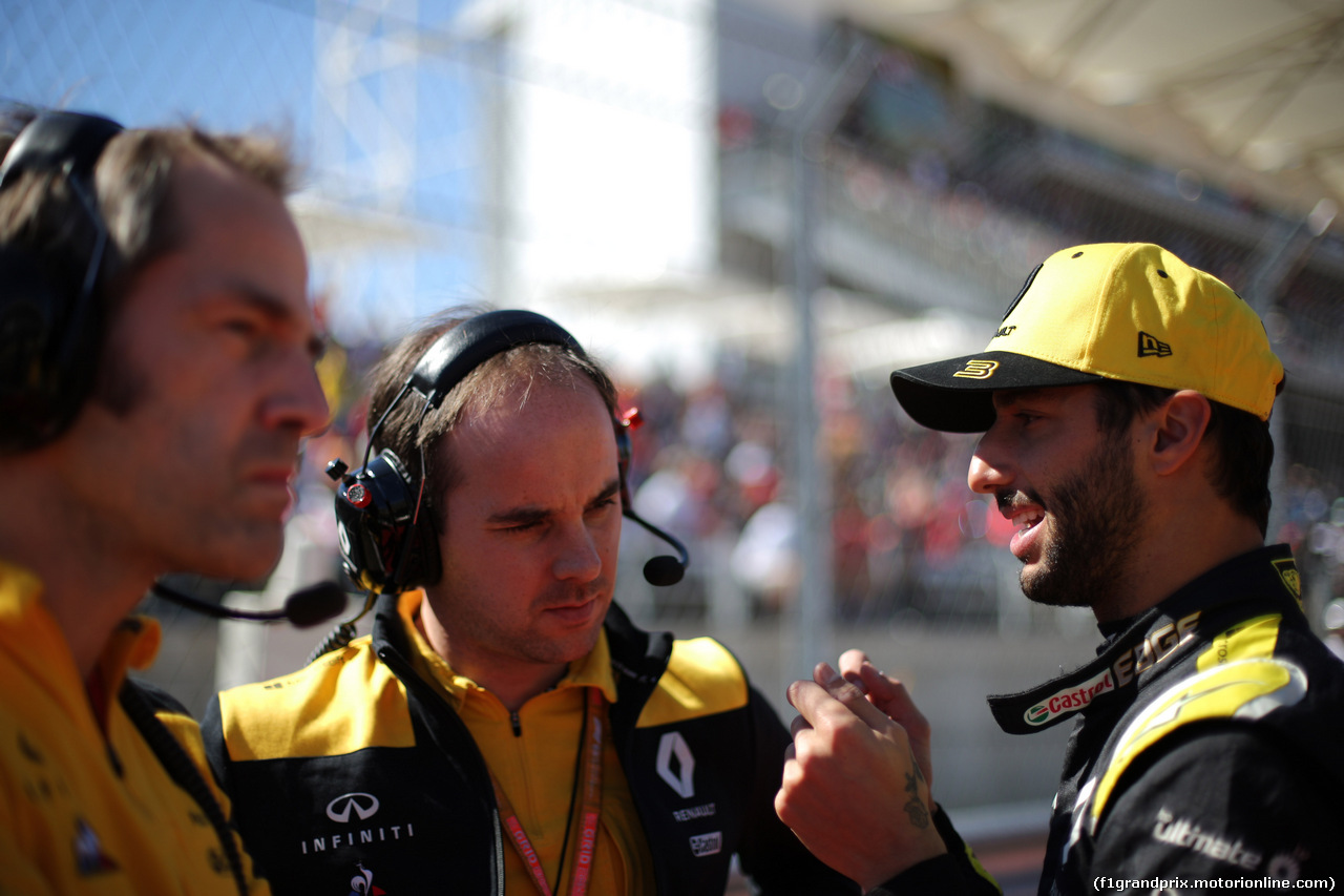 GP USA, 03.11.2019- partenzaing grid,  Daniel Ricciardo (AUS) Renault Sport F1 Team RS19