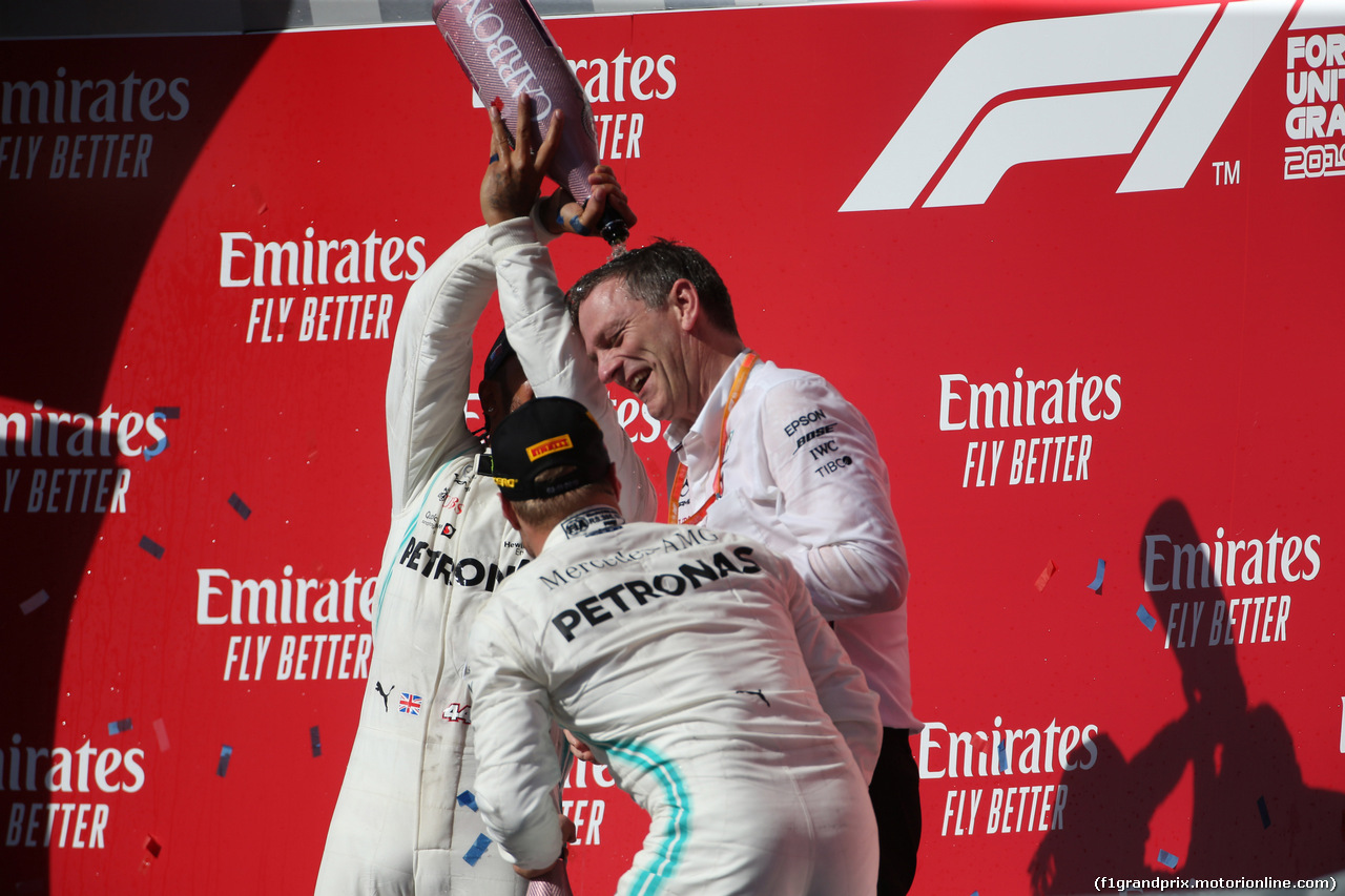 GP USA, 03.11.2019- podium, winner Valtteri Bottas (FIN) Mercedes AMG F1 W10 EQ Power, 2nd Lewis Hamilton (GBR) Mercedes AMG F1 W10 EQ 2019 World Champion with James Allison (GBR) Mercedes AMG F1, Technical Director