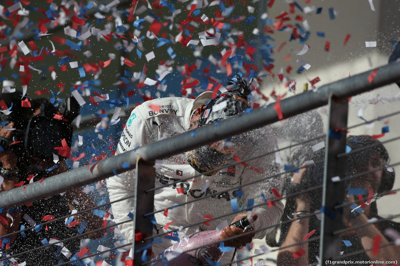 GP USA, 03.11.2019- Podium, 2nd place Lewis Hamilton (GBR) Mercedes AMG F1 W10 EQ Power