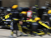 GP USA, 03.11.2019- Gara, Nico Hulkenberg (GER) Renault Sport F1 Team RS19 during pit stop
