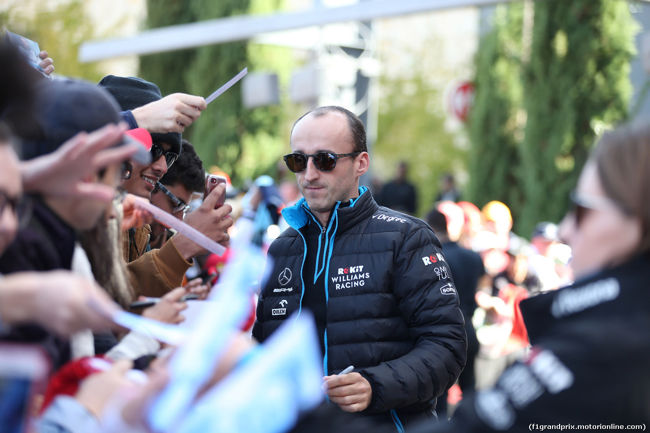 GP USA, 02.11.2019- Autograph Session, Robert Kubica (POL) Williams F1 FW42
