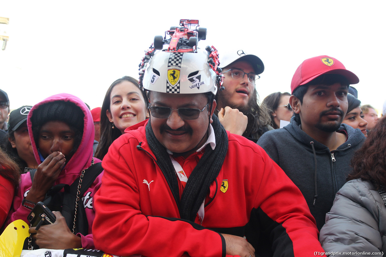 GP USA, 02.11.2019- fan Atmosphere