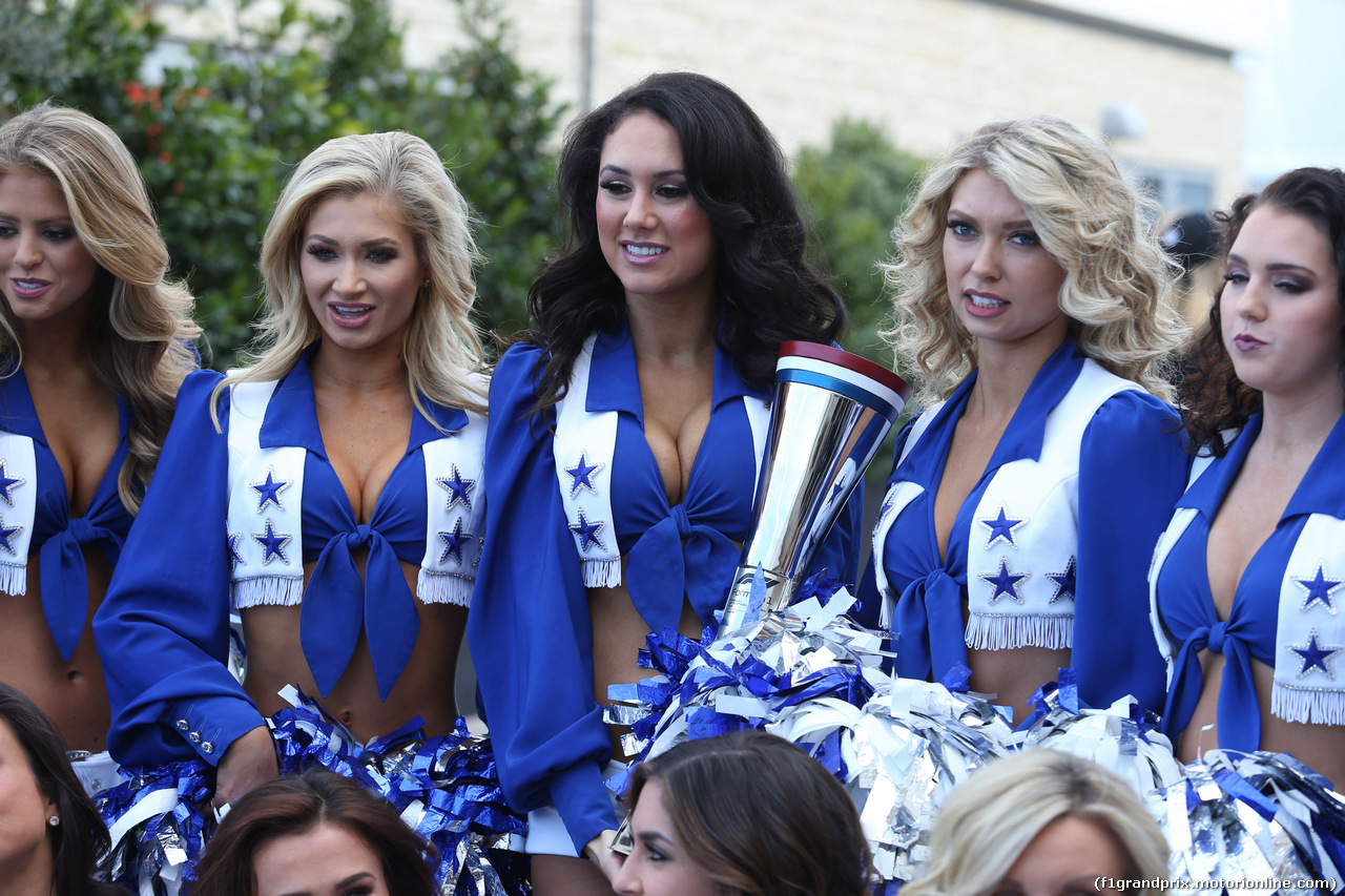 GP USA, 02.11.2019- Cheerleaders