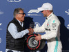 GP USA, 02.11.2019- Festeggiamenti in parc fermee,  Pirelli Award Valtteri Bottas (FIN) Mercedes AMG F1 W10 EQ Power with Mario Andretti (USA)