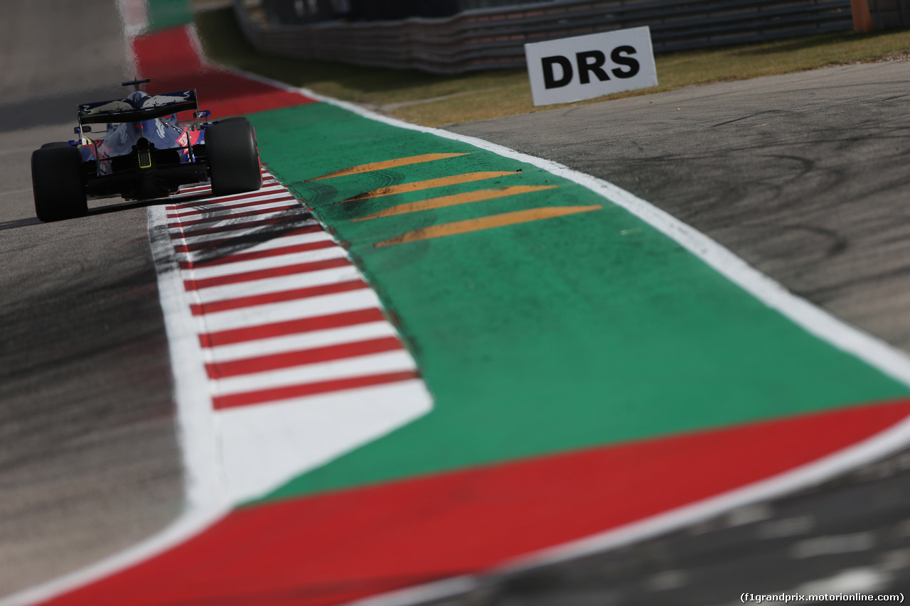GP USA, 01.11.2019- Free practice 2, Daniil Kvyat (RUS) Scuderia Toro Rosso STR14