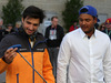 GP USA, 01.11.2019- Carlos Sainz Jr (ESP) Mclaren F1 Team MCL34 with Sebastian Munoz PGA golf pro