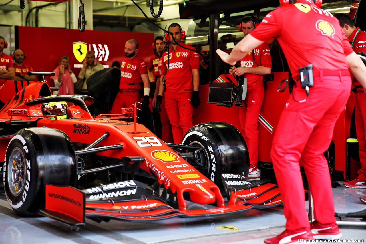 TEST F1 BAHRAIN 2 APRILE
