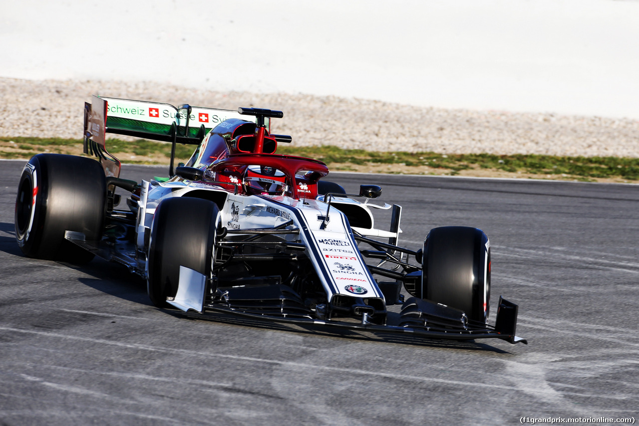 TEST F1 BARCELLONA 18 FEBBRAIO, Kimi Raikkonen (FIN) Alfa Romeo Racing C38 spins.
18.02.2019.