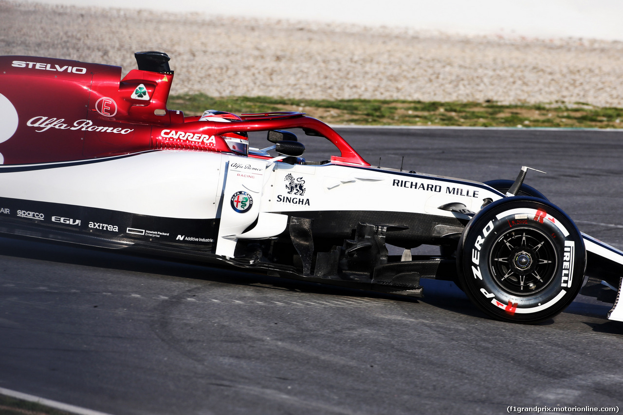 TEST F1 BARCELLONA 18 FEBBRAIO, Kimi Raikkonen (FIN) Alfa Romeo Racing C38 spins.
18.02.2019.