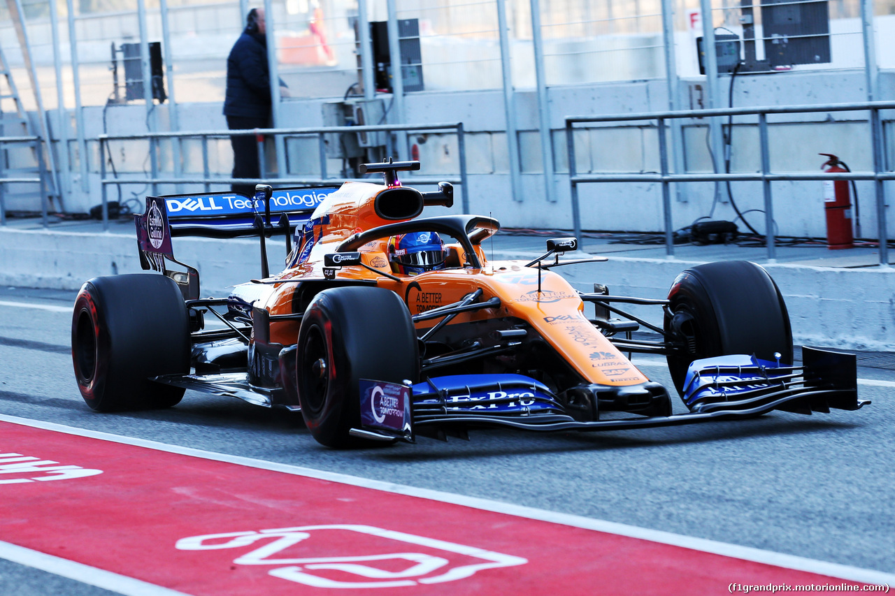 TEST F1 BARCELLONA 18 FEBBRAIO, Carlos Sainz Jr (ESP) McLaren MCL34 leaves the pits.
18.02.2019.