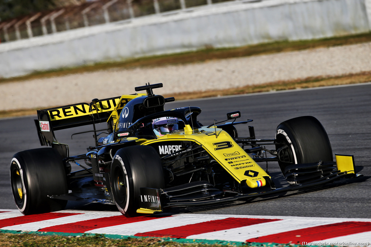 TEST F1 BARCELLONA 18 FEBBRAIO, Daniel Ricciardo (AUS) Renault Sport F1 Team RS19.
18.02.2019.