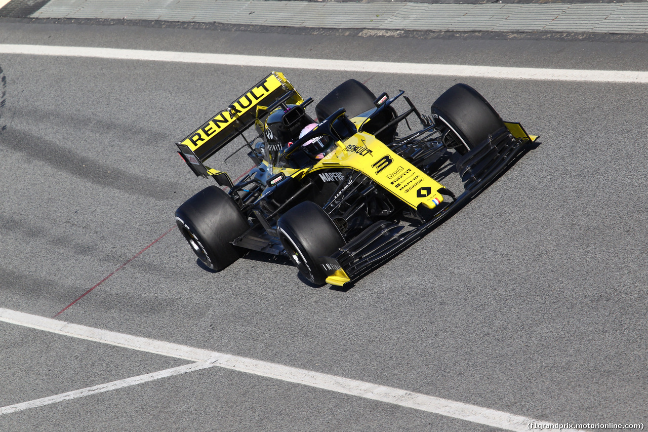 TEST F1 BARCELLONA 18 FEBBRAIO, Daniel Ricciardo (AUS) Renault Sport F1 Team RS19