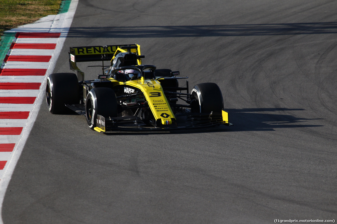 TEST F1 BARCELLONA 18 FEBBRAIO, Daniel Ricciardo (AUS) Renault Sport F1 Team RS19