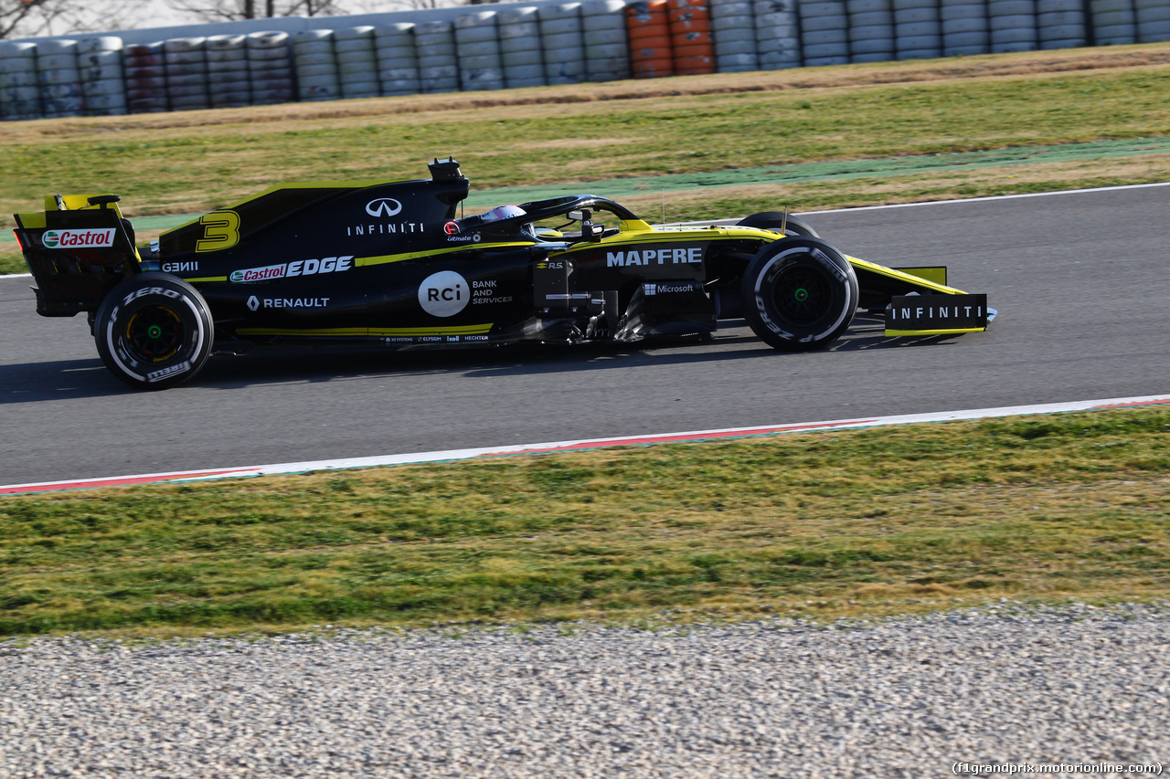 TEST F1 BARCELLONA 18 FEBBRAIO, Daniel Ricciardo (AUS) Renault Sport F1 Team RS19