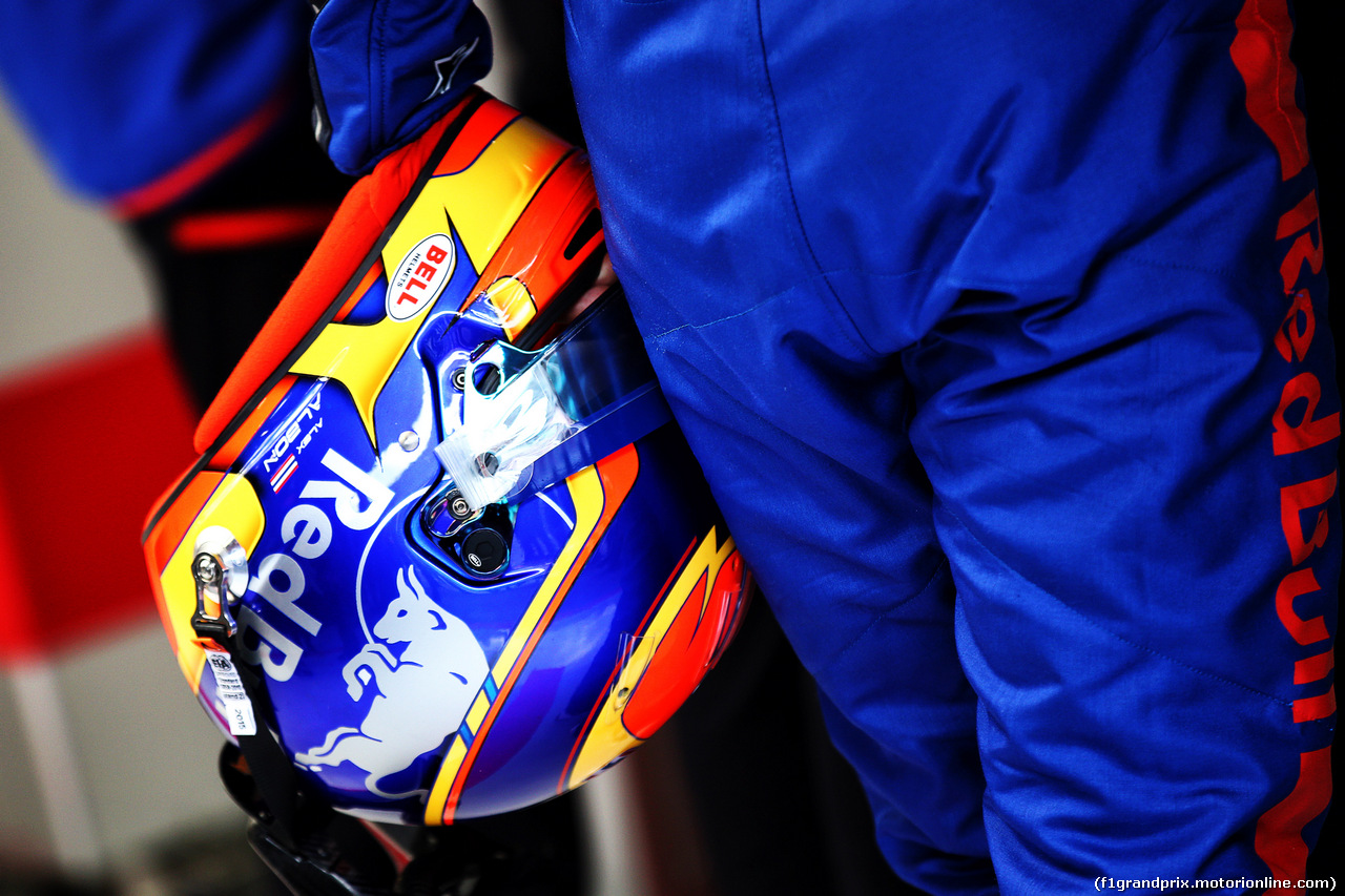 TEST F1 BARCELLONA 19 FEBBRAIO, The helmet of Alexander Albon (THA) Scuderia Toro Rosso.
19.02.2019.