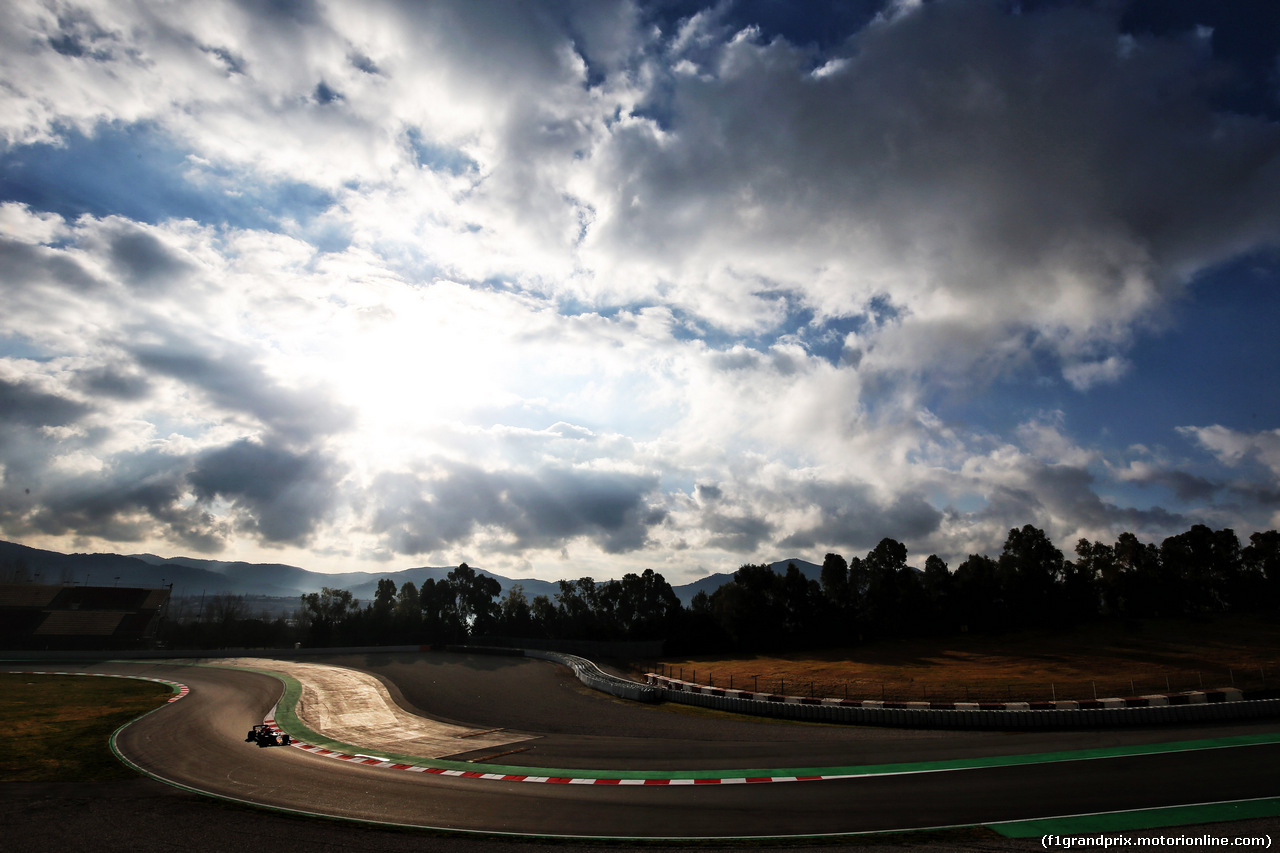 TEST F1 BARCELLONA 19 FEBBRAIO, Pierre Gasly (FRA) Red Bull Racing RB15.
19.02.2019.