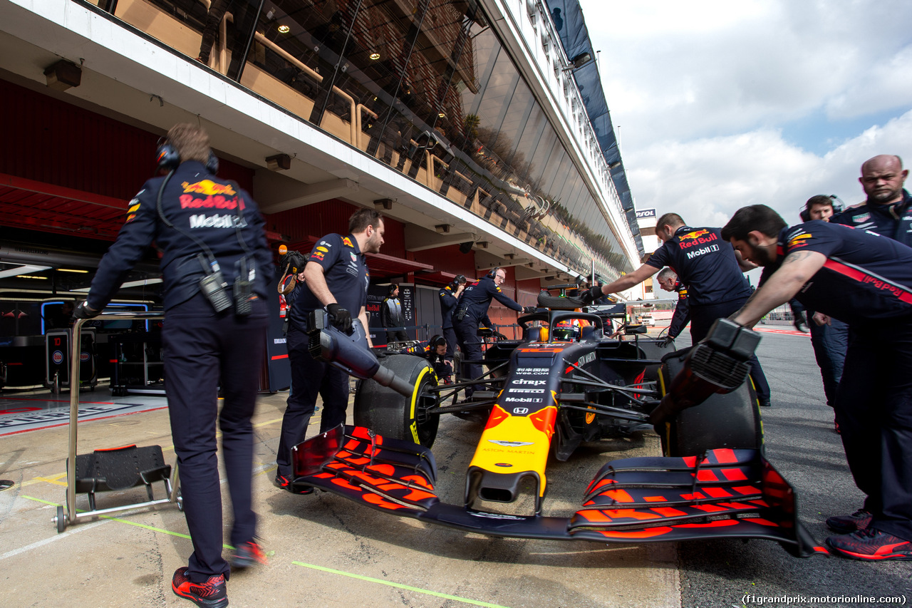 TEST F1 BARCELLONA 19 FEBBRAIO, Pierre Gasly (FRA) Red Bull Racing RB15.
19.02.2019.