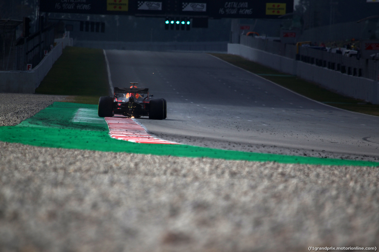 TEST F1 BARCELLONA 19 FEBBRAIO, Pierre Gasly (FRA) Redbull Racing RB15