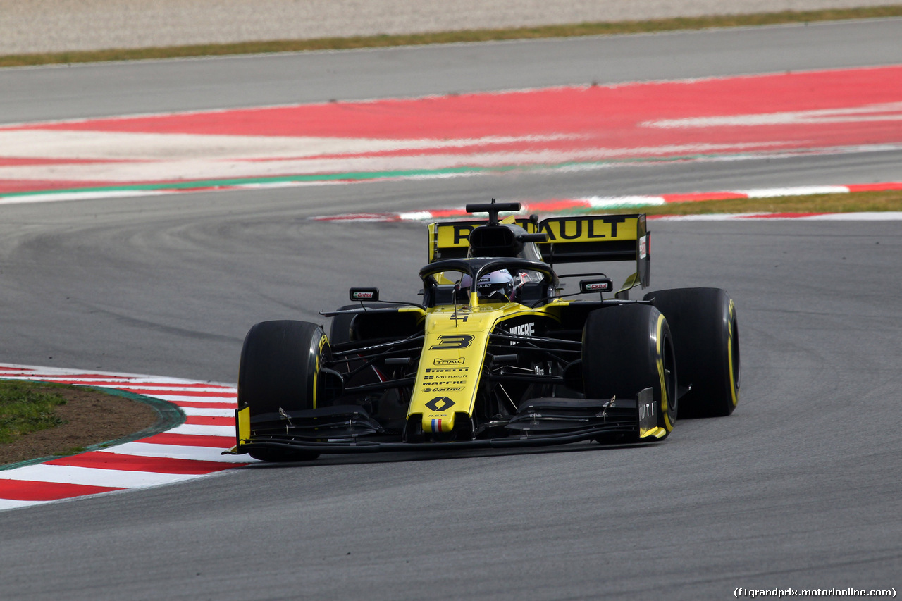 TEST F1 BARCELLONA 19 FEBBRAIO, Daniel Ricciardo (AUS) Renault Sport F1 Team RS19