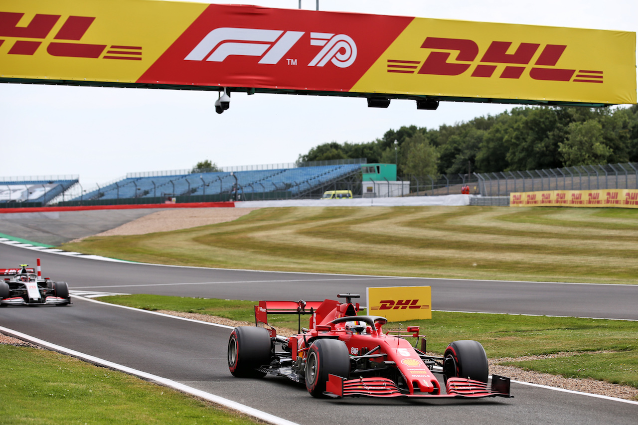 GP 70esimo ANNIVERSARIO, Sebastian Vettel (GER) Ferrari SF1000.
08.08.2020. Formula 1 World Championship, Rd 5, 70th Anniversary Grand Prix, Silverstone, England, Qualifiche Day.
- www.xpbimages.com, EMail: requests@xpbimages.com © Copyright: Batchelor / XPB Images