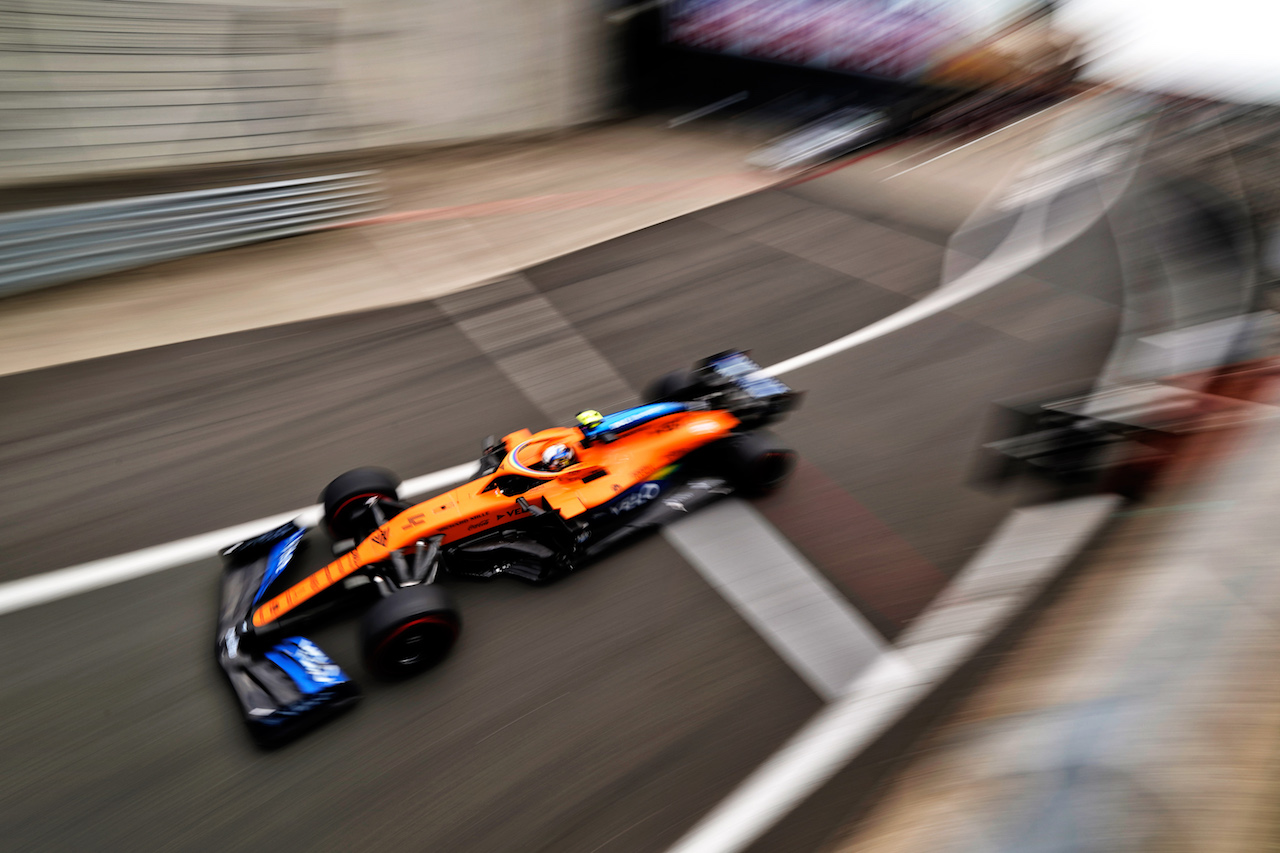 GP 70esimo ANNIVERSARIO, Lando Norris (GBR) McLaren MCL35.                               
08.08.2020. Formula 1 World Championship, Rd 5, 70th Anniversary Grand Prix, Silverstone, England, Qualifiche Day.
- www.xpbimages.com, EMail: requests@xpbimages.com © Copyright: Dungan / XPB Images