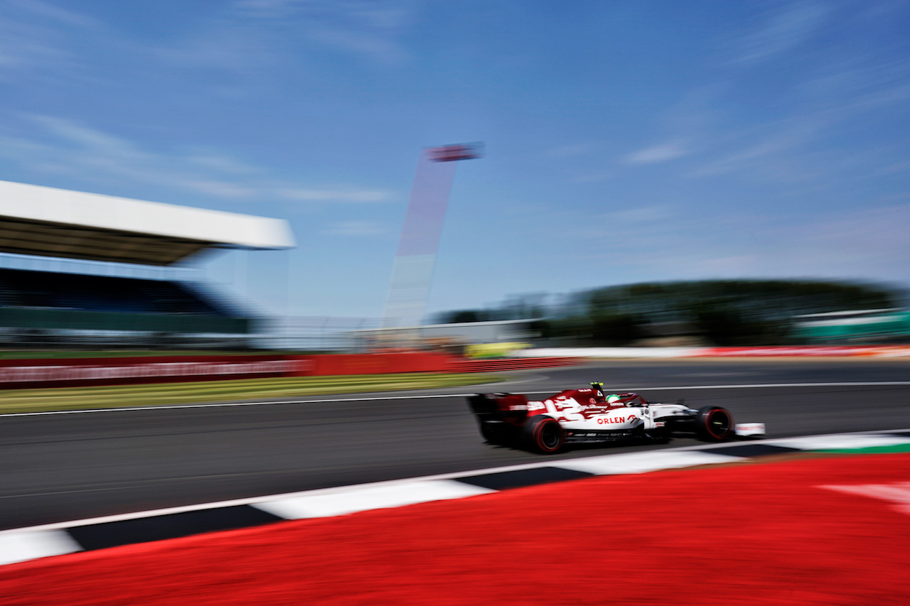 GP 70esimo ANNIVERSARIO, Antonio Giovinazzi (ITA) Alfa Romeo Racing C39.                               
08.08.2020. Formula 1 World Championship, Rd 5, 70th Anniversary Grand Prix, Silverstone, England, Qualifiche Day.
- www.xpbimages.com, EMail: requests@xpbimages.com © Copyright: Dungan / XPB Images