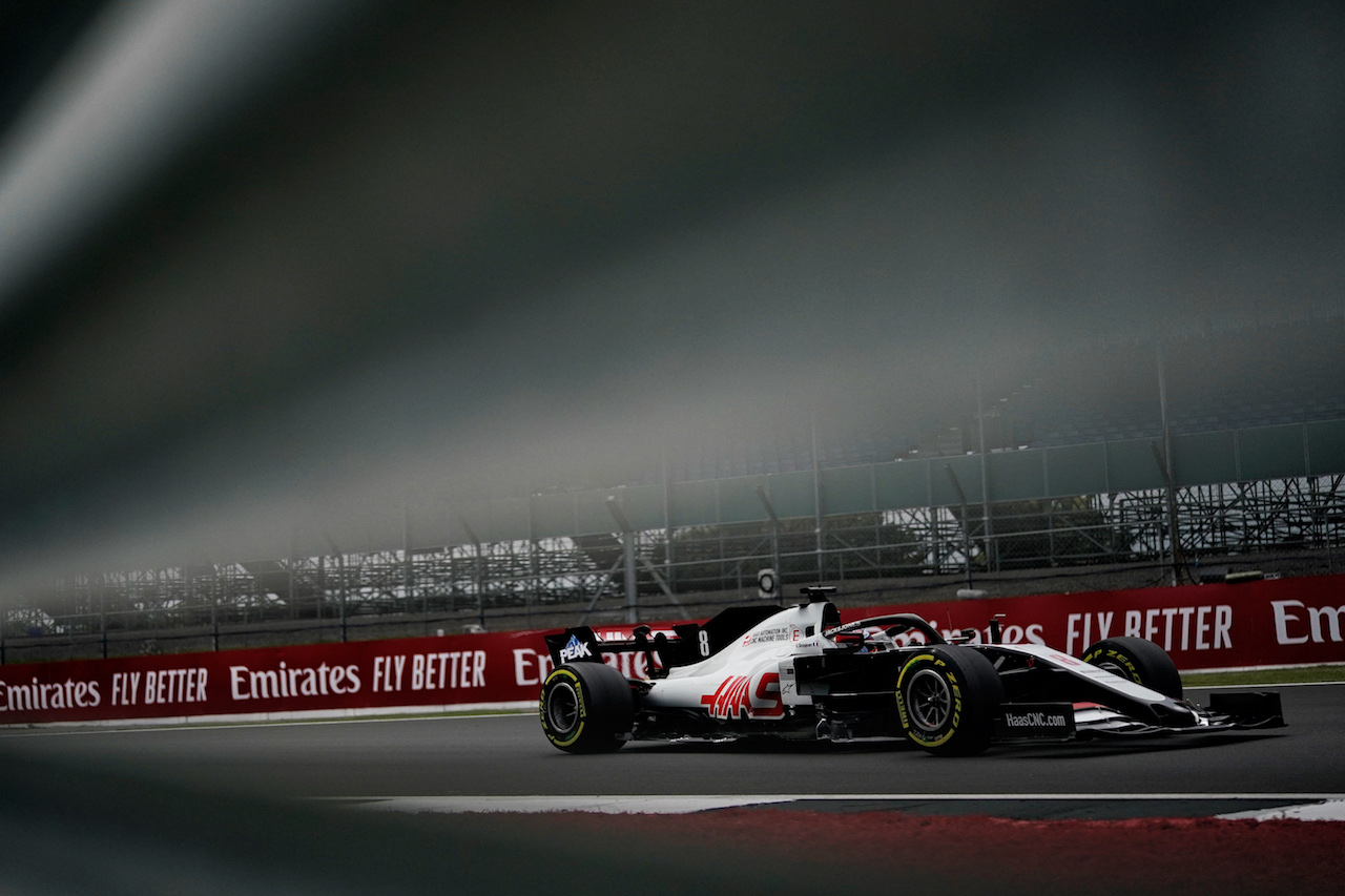 GP 70esimo ANNIVERSARIO, Romain Grosjean (FRA) Haas F1 Team VF-20.                               
08.08.2020. Formula 1 World Championship, Rd 5, 70th Anniversary Grand Prix, Silverstone, England, Qualifiche Day.
- www.xpbimages.com, EMail: requests@xpbimages.com © Copyright: Dungan / XPB Images