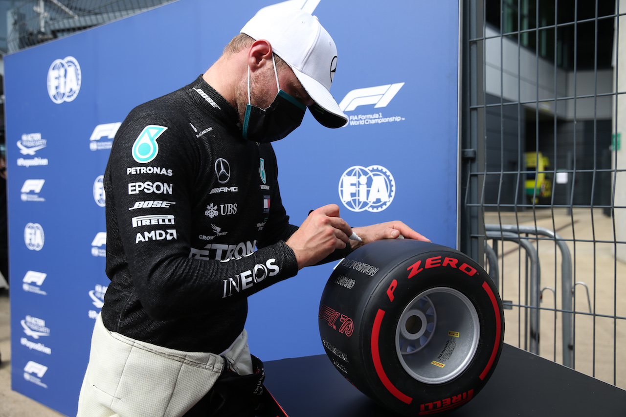 GP 70esimo ANNIVERSARIO, Valtteri Bottas (FIN) Mercedes AMG F1 W11.
08.08.2020. Formula 1 World Championship, Rd 5, 70th Anniversary Grand Prix, Silverstone, England, Qualifiche Day.
- www.xpbimages.com, EMail: requests@xpbimages.com ¬© Copyright: Batchelor / XPB Images