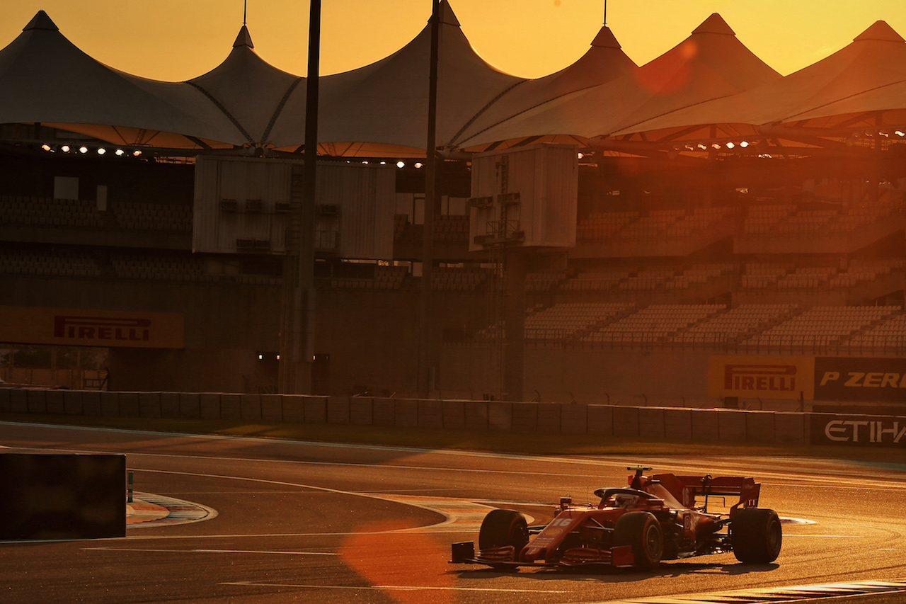 GP ABU DHABI, Charles Leclerc (MON) Ferrari SF1000.
13.12.2020. Formula 1 World Championship, Rd 17, Abu Dhabi Grand Prix, Yas Marina Circuit, Abu Dhabi, Gara Day.
- www.xpbimages.com, EMail: requests@xpbimages.com © Copyright: Moy / XPB Images