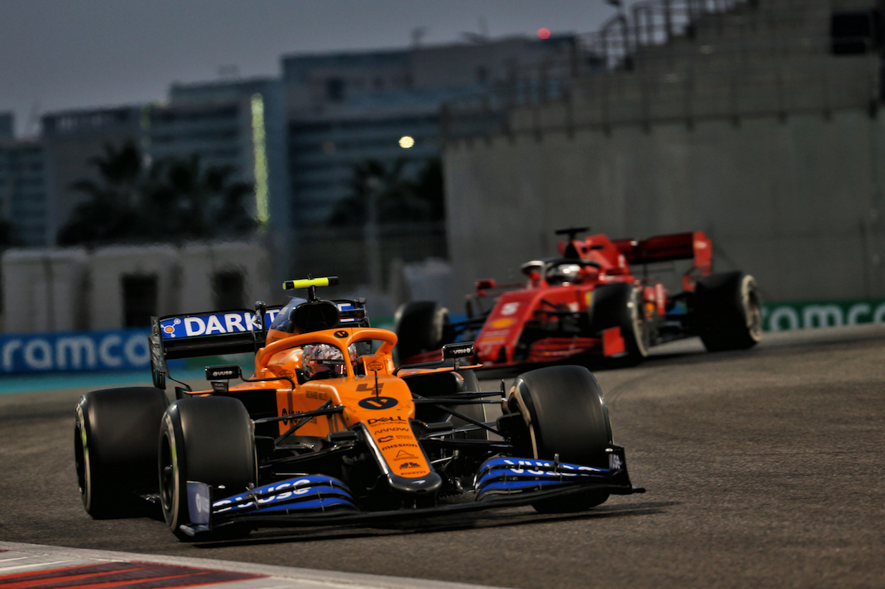 GP ABU DHABI, Lando Norris (GBR) McLaren MCL35.
13.12.2020. Formula 1 World Championship, Rd 17, Abu Dhabi Grand Prix, Yas Marina Circuit, Abu Dhabi, Gara Day.
- www.xpbimages.com, EMail: requests@xpbimages.com © Copyright: Batchelor / XPB Images
