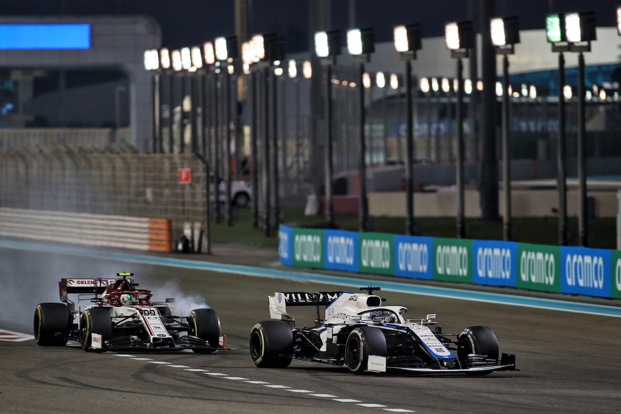GP ABU DHABI, George Russell (GBR) Williams Racing FW43.
13.12.2020. Formula 1 World Championship, Rd 17, Abu Dhabi Grand Prix, Yas Marina Circuit, Abu Dhabi, Gara Day.
- www.xpbimages.com, EMail: requests@xpbimages.com © Copyright: Batchelor / XPB Images