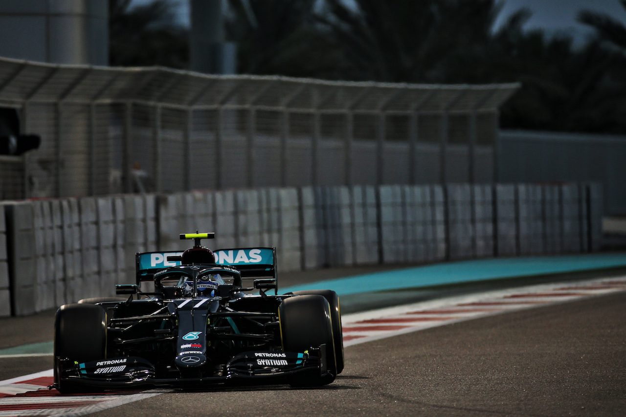 GP ABU DHABI, Valtteri Bottas (FIN) Mercedes AMG F1 W11.
12.12.2020. Formula 1 World Championship, Rd 17, Abu Dhabi Grand Prix, Yas Marina Circuit, Abu Dhabi, Qualifiche Day.
- www.xpbimages.com, EMail: requests@xpbimages.com © Copyright: Batchelor / XPB Images