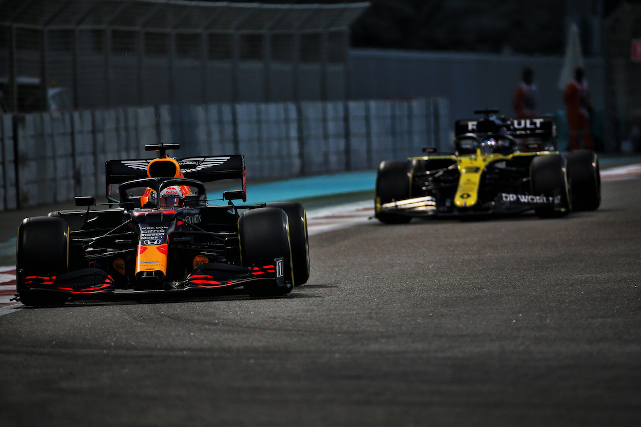 GP ABU DHABI, Max Verstappen (NLD) Red Bull Racing RB16.
12.12.2020. Formula 1 World Championship, Rd 17, Abu Dhabi Grand Prix, Yas Marina Circuit, Abu Dhabi, Qualifiche Day.
- www.xpbimages.com, EMail: requests@xpbimages.com © Copyright: Batchelor / XPB Images