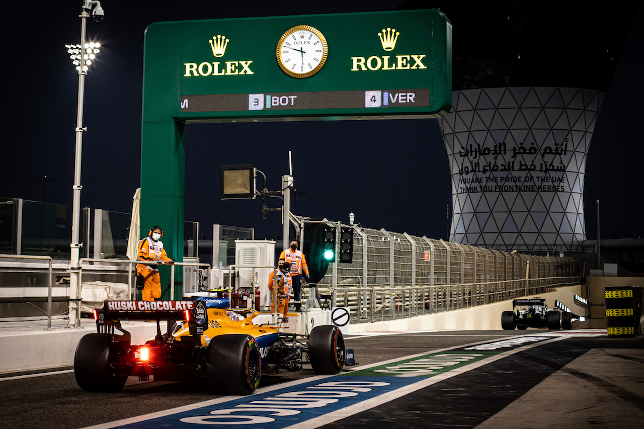 GP ABU DHABI, Lando Norris (GBR) McLaren MCL35.
12.12.2020. Formula 1 World Championship, Rd 17, Abu Dhabi Grand Prix, Yas Marina Circuit, Abu Dhabi, Qualifiche Day.
- www.xpbimages.com, EMail: requests@xpbimages.com © Copyright: Bearne / XPB Images