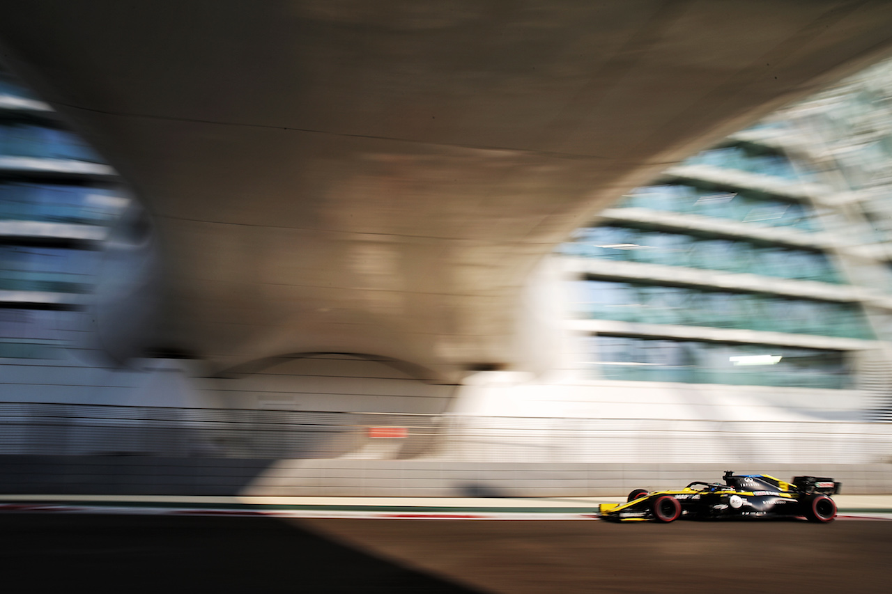 GP ABU DHABI, Daniel Ricciardo (AUS) Renault F1 Team RS20.
12.12.2020. Formula 1 World Championship, Rd 17, Abu Dhabi Grand Prix, Yas Marina Circuit, Abu Dhabi, Qualifiche Day.
- www.xpbimages.com, EMail: requests@xpbimages.com © Copyright: Batchelor / XPB Images