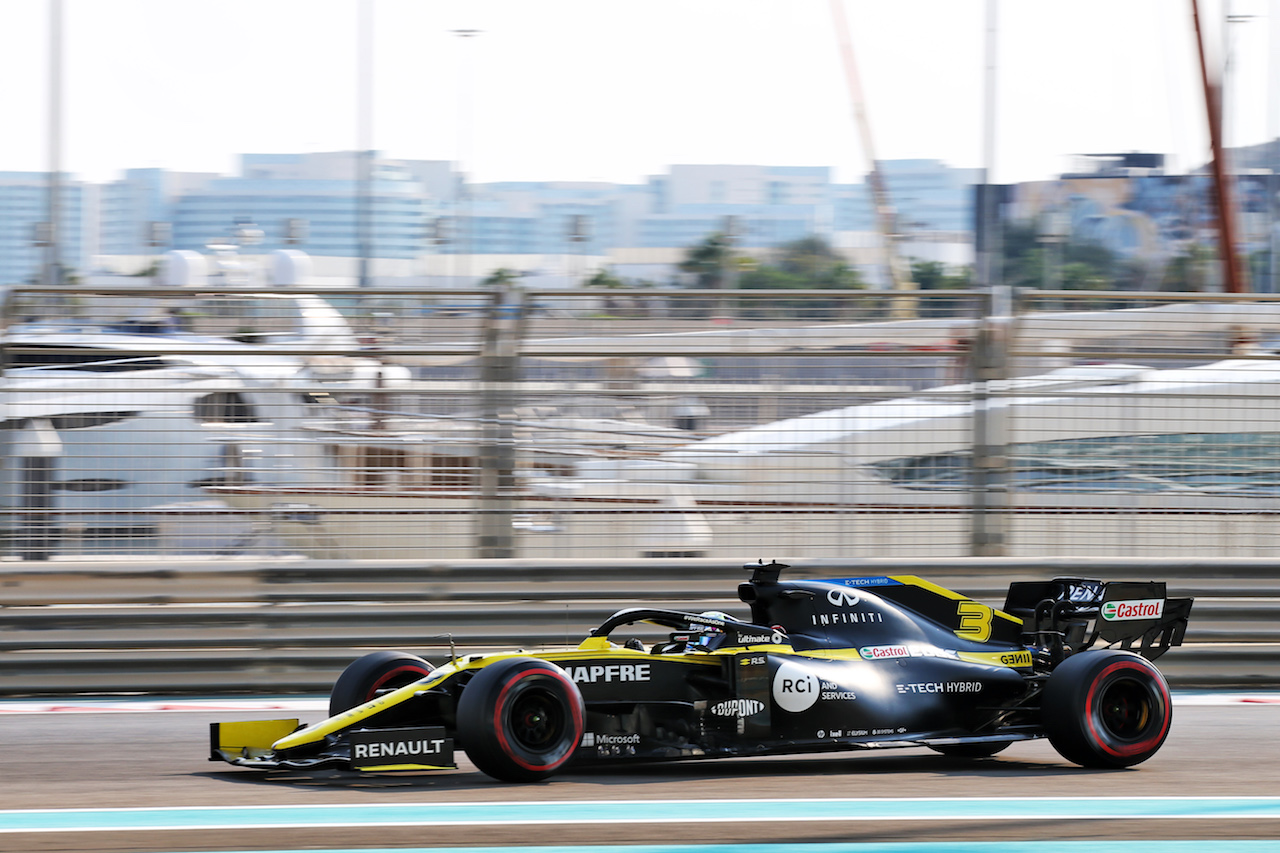 GP ABU DHABI, Daniel Ricciardo (AUS) Renault F1 Team RS20.
12.12.2020. Formula 1 World Championship, Rd 17, Abu Dhabi Grand Prix, Yas Marina Circuit, Abu Dhabi, Qualifiche Day.
- www.xpbimages.com, EMail: requests@xpbimages.com © Copyright: Batchelor / XPB Images