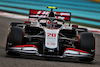 GP ABU DHABI, Kevin Magnussen (DEN) Haas VF-20.
12.12.2020. Formula 1 World Championship, Rd 17, Abu Dhabi Grand Prix, Yas Marina Circuit, Abu Dhabi, Qualifiche Day.
- www.xpbimages.com, EMail: requests@xpbimages.com © Copyright: Moy / XPB Images