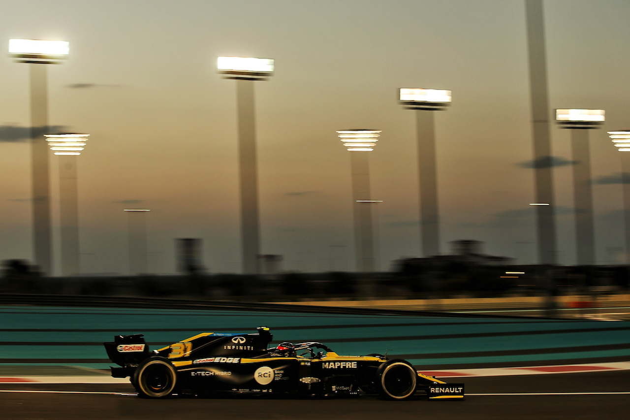GP ABU DHABI, Esteban Ocon (FRA) Renault F1 Team RS20.
11.12.2020. Formula 1 World Championship, Rd 17, Abu Dhabi Grand Prix, Yas Marina Circuit, Abu Dhabi, Practice Day.
- www.xpbimages.com, EMail: requests@xpbimages.com © Copyright: Batchelor / XPB Images