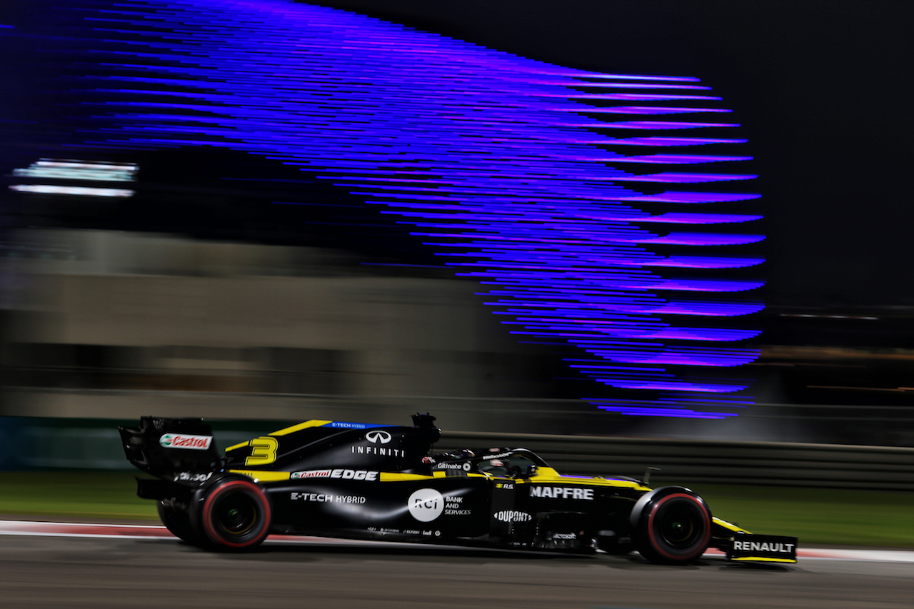 GP ABU DHABI, Daniel Ricciardo (AUS) Renault F1 Team RS20.
11.12.2020. Formula 1 World Championship, Rd 17, Abu Dhabi Grand Prix, Yas Marina Circuit, Abu Dhabi, Practice Day.
- www.xpbimages.com, EMail: requests@xpbimages.com © Copyright: Moy / XPB Images