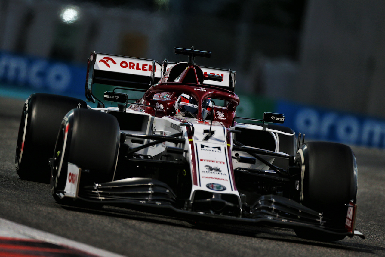 GP ABU DHABI, Kimi Raikkonen (FIN) Alfa Romeo Racing C39.
11.12.2020. Formula 1 World Championship, Rd 17, Abu Dhabi Grand Prix, Yas Marina Circuit, Abu Dhabi, Practice Day.
- www.xpbimages.com, EMail: requests@xpbimages.com © Copyright: Moy / XPB Images