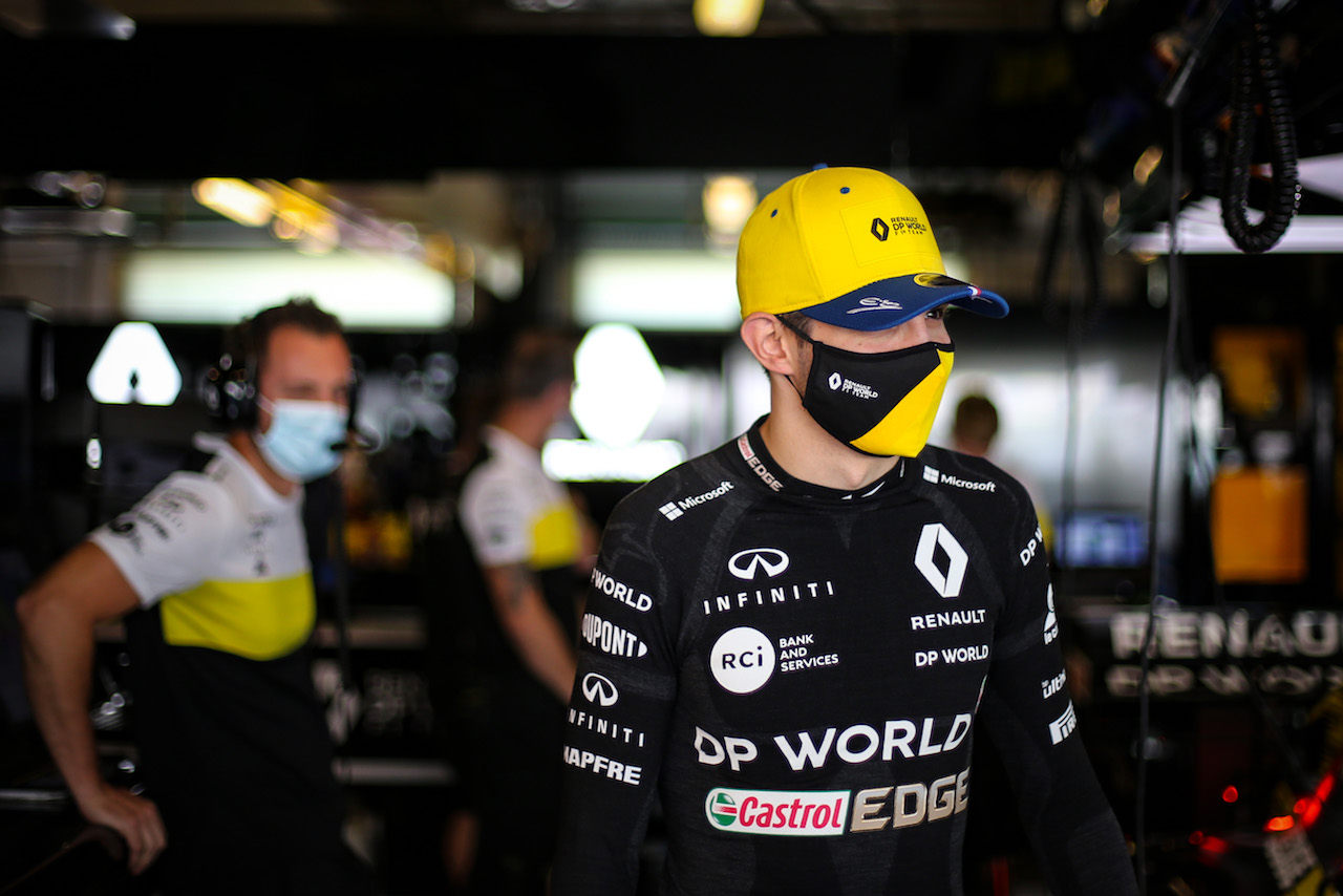 GP ABU DHABI, Esteban Ocon (FRA) Renault F1 Team.
11.12.2020. Formula 1 World Championship, Rd 17, Abu Dhabi Grand Prix, Yas Marina Circuit, Abu Dhabi, Practice Day.
- www.xpbimages.com, EMail: requests@xpbimages.com © Copyright: Charniaux / XPB Images