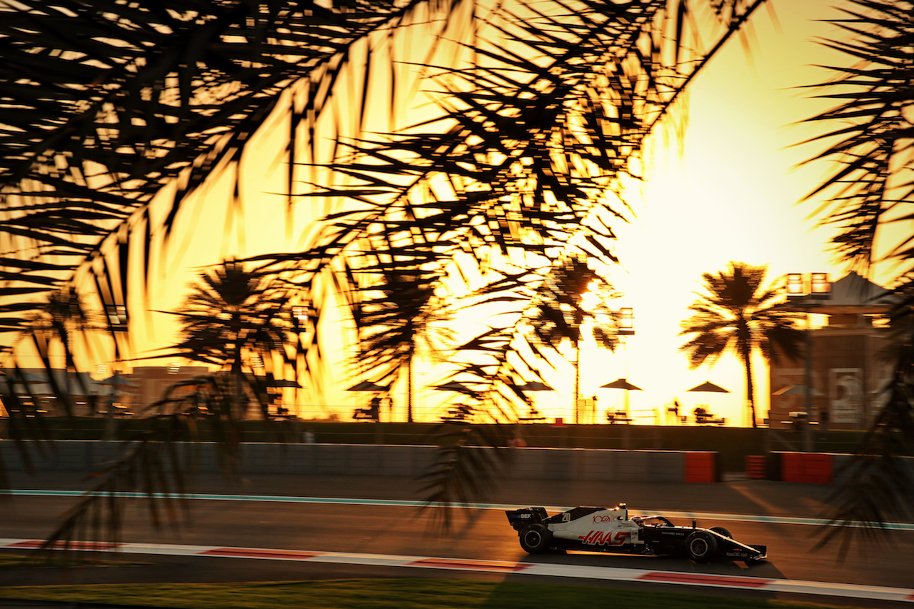 GP ABU DHABI, Kevin Magnussen (DEN) Haas VF-20.
11.12.2020. Formula 1 World Championship, Rd 17, Abu Dhabi Grand Prix, Yas Marina Circuit, Abu Dhabi, Practice Day.
- www.xpbimages.com, EMail: requests@xpbimages.com © Copyright: Batchelor / XPB Images