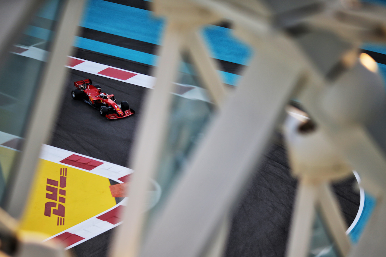 GP ABU DHABI, Sebastian Vettel (GER) Ferrari SF1000.
11.12.2020. Formula 1 World Championship, Rd 17, Abu Dhabi Grand Prix, Yas Marina Circuit, Abu Dhabi, Practice Day.
- www.xpbimages.com, EMail: requests@xpbimages.com © Copyright: Charniaux / XPB Images