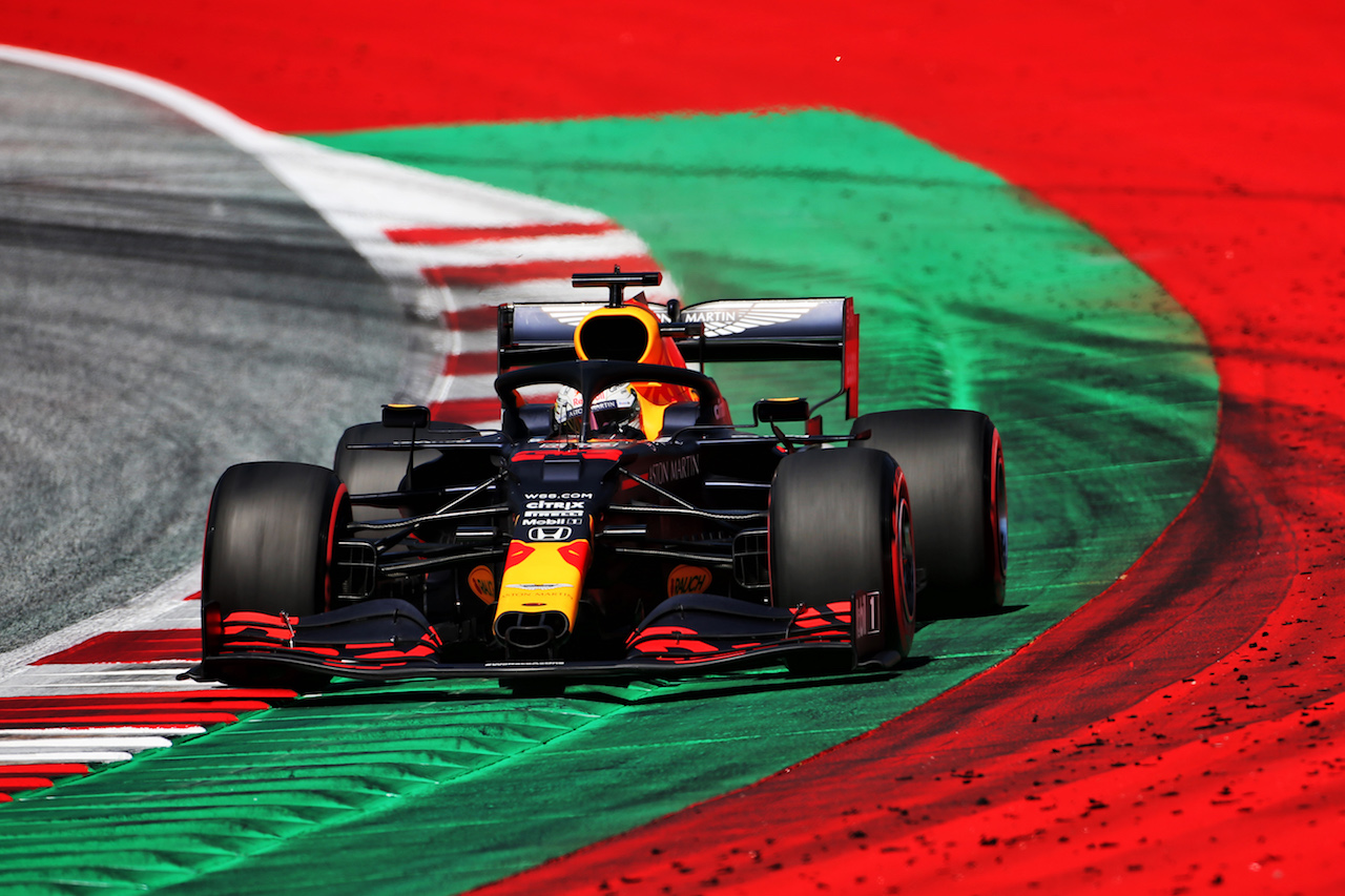 GP AUSTRIA, Max Verstappen (NLD) Red Bull Racing RB16.
04.07.2020. Formula 1 World Championship, Rd 1, Austrian Grand Prix, Spielberg, Austria, Qualifiche Day.
- www.xpbimages.com, EMail: requests@xpbimages.com © Copyright: Charniaux / XPB Images